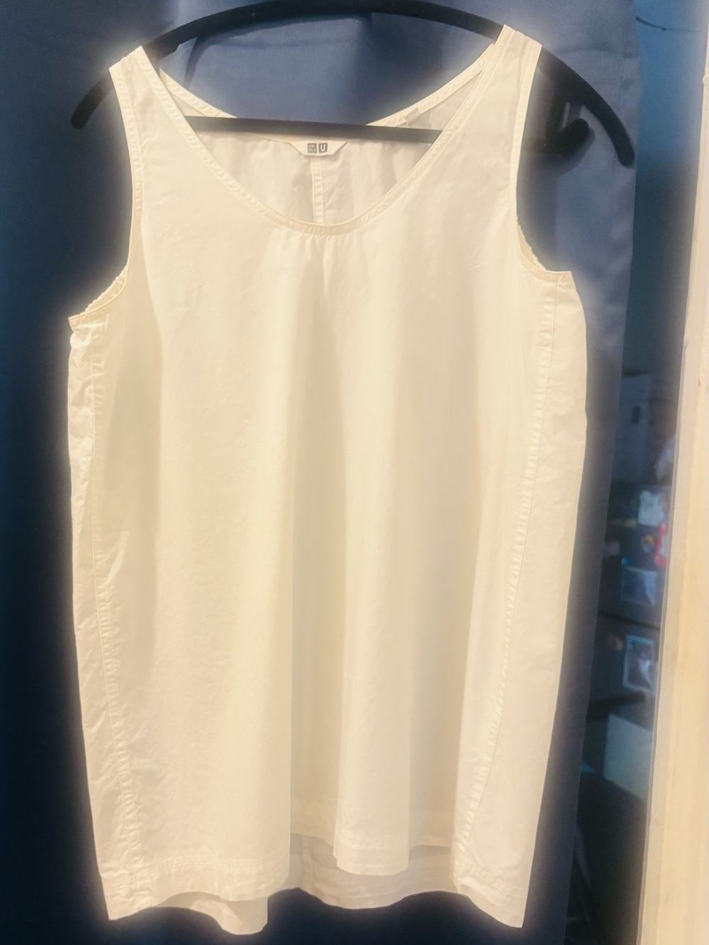 Uniqlo White Sleeveless Cotton Tank Top, sz M